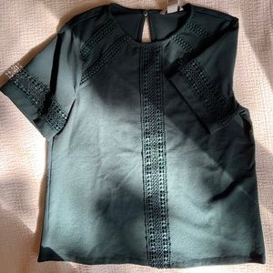 Short Sleeve Top Perfect for Work